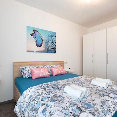 Apartman Jelena Vrbnik Eksteriør bilde