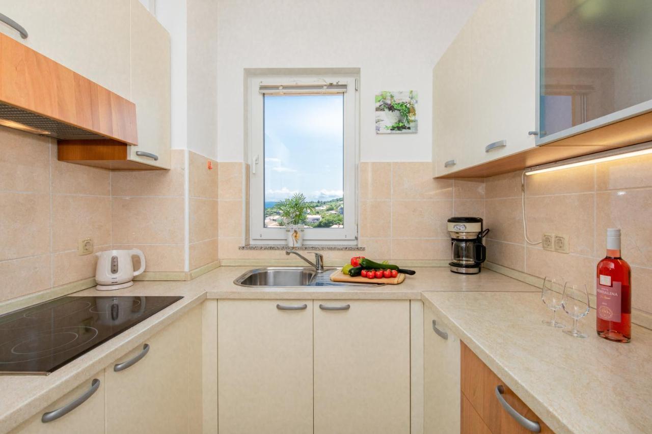 Apartman Jelena Vrbnik Eksteriør bilde